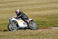cadwell-park;cadwell-park-photographs;cadwell-trackday-photographs;enduro-digital-images;event-digital-images;eventdigitalimages;peter-wileman-photography;racing-digital-images;trackday-digital-images;trackday-photos